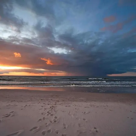 House In Near The Beach, Private Sauna *