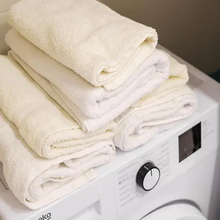 House In Near The Beach, Private Sauna Hébergement de vacances *