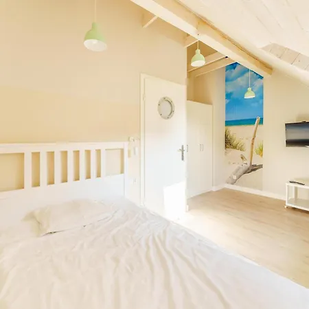 House In Near The Beach, Private Sauna *