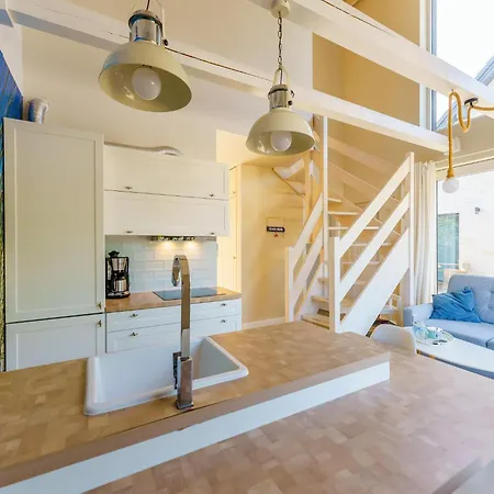 Hébergement de vacances House In Near The Beach, Private Sauna