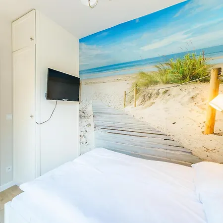 House In Near The Beach, Private Sauna *