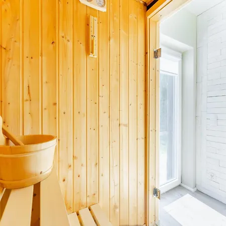 House In Near The Beach, Private Sauna Hébergement de vacances *