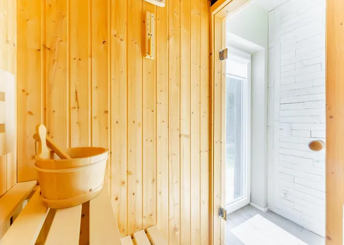 House In Near The Beach, Private Sauna Сasa de vacaciones *