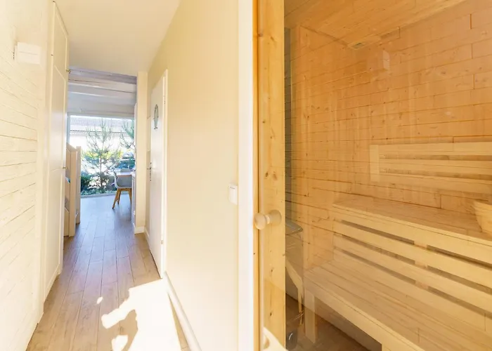 Сasa de vacaciones House In Near The Beach, Private Sauna *